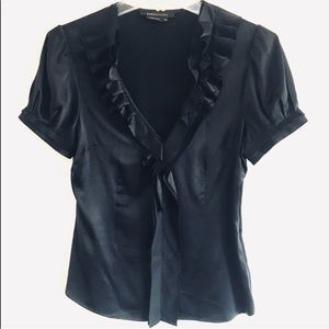 BCBG 95% PURE SILK BLOUSE . SIZE XS.